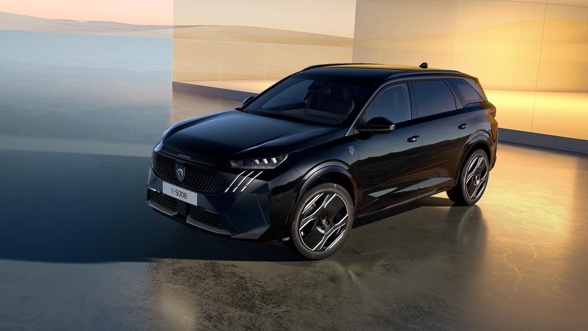 NUOVO PEUGEOT E 5008