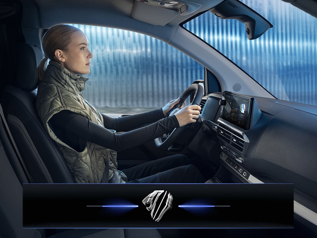 Nuovo PEUGEOT E-EXPERT con ChatGPT